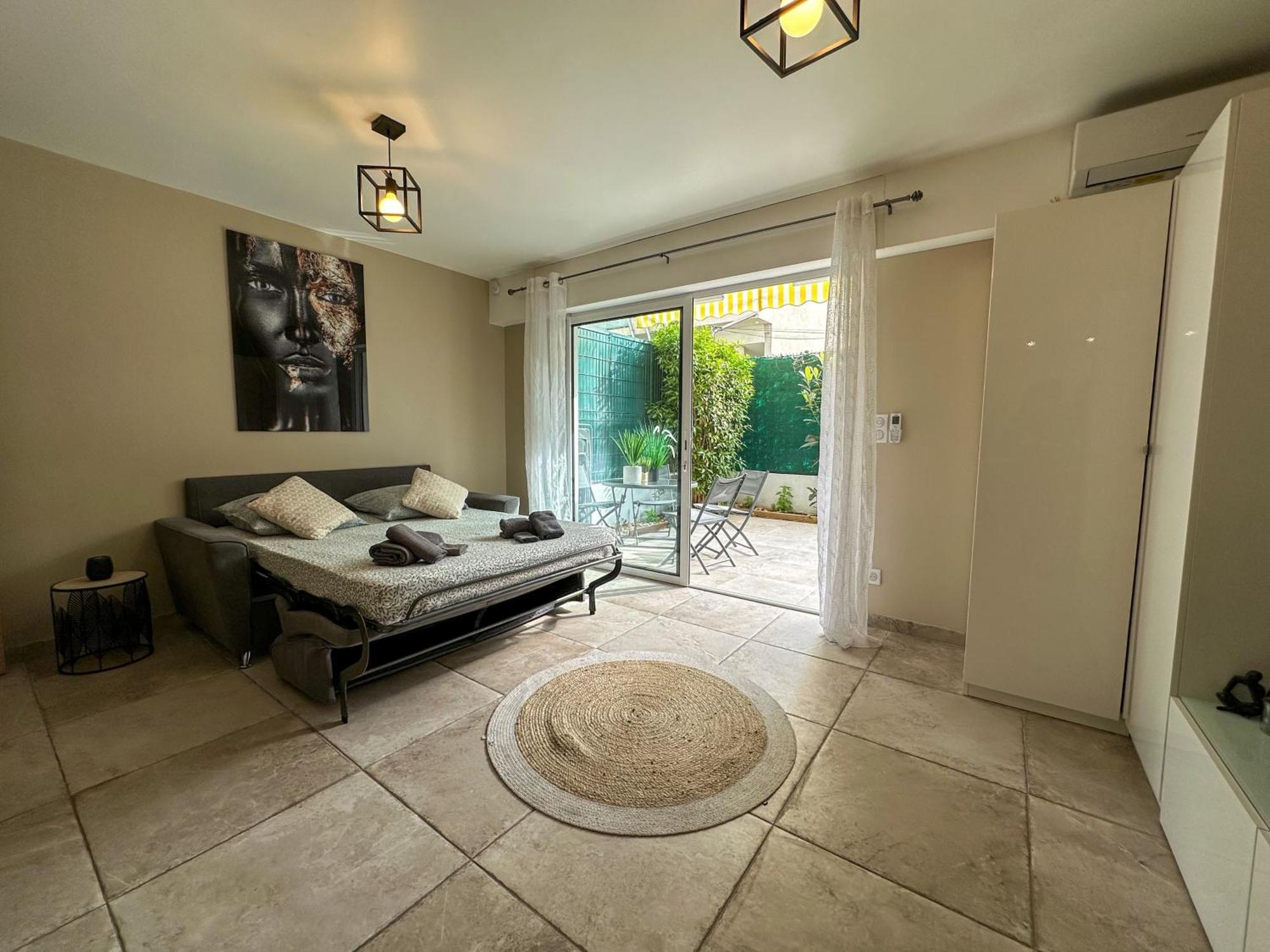 Cosy Madrid, Appartement Proche De La Mer Cannes Exterior foto