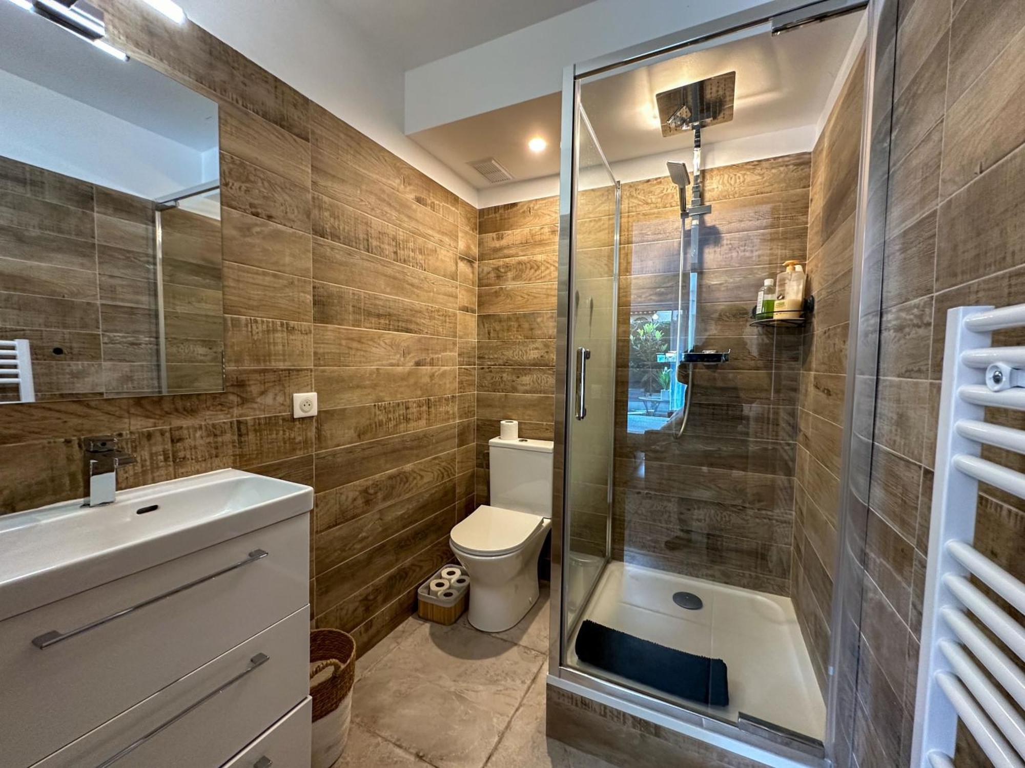 Cosy Madrid, Appartement Proche De La Mer Cannes Exterior foto